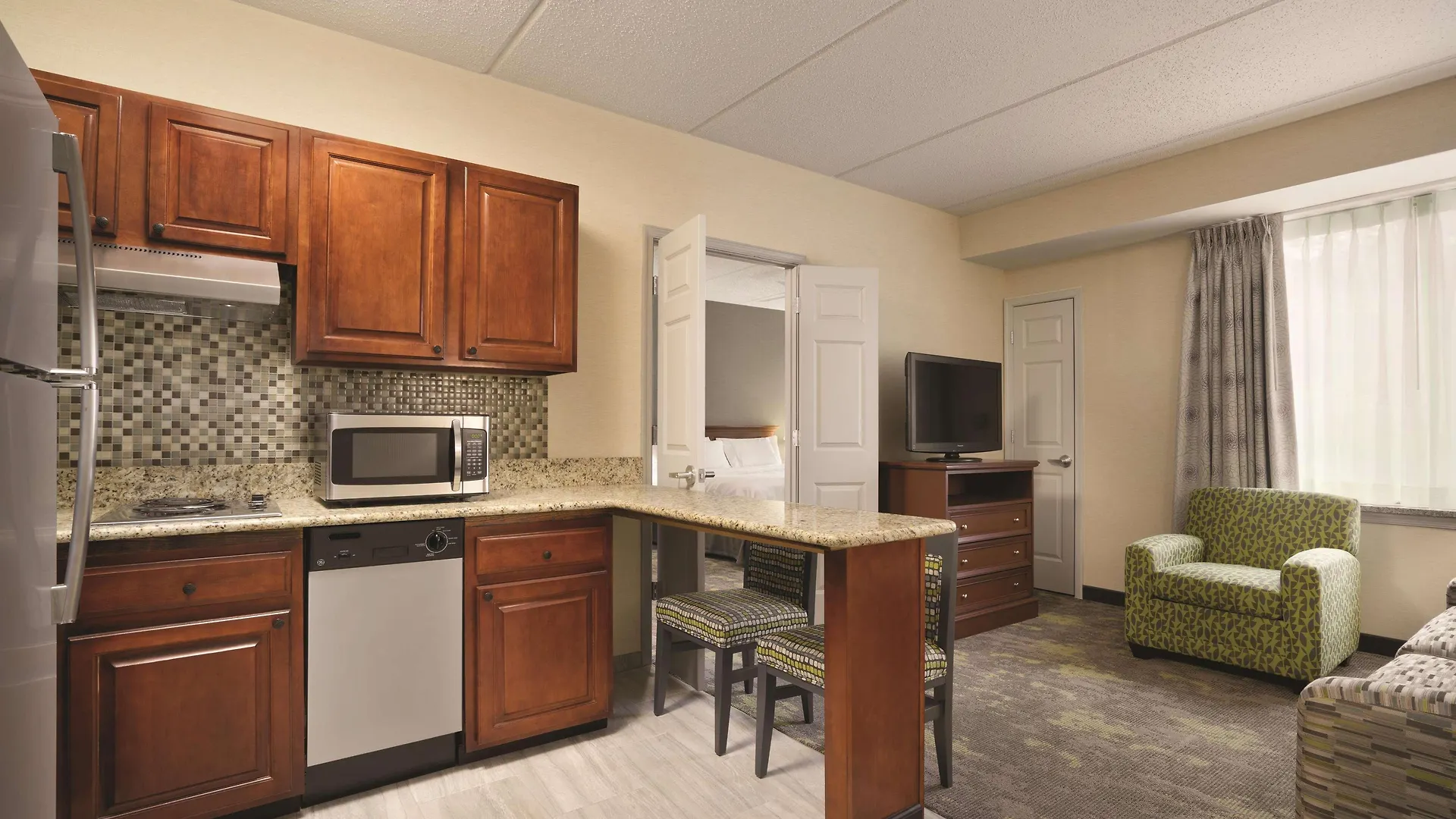 Homewood Suites Williamsburg Hotel