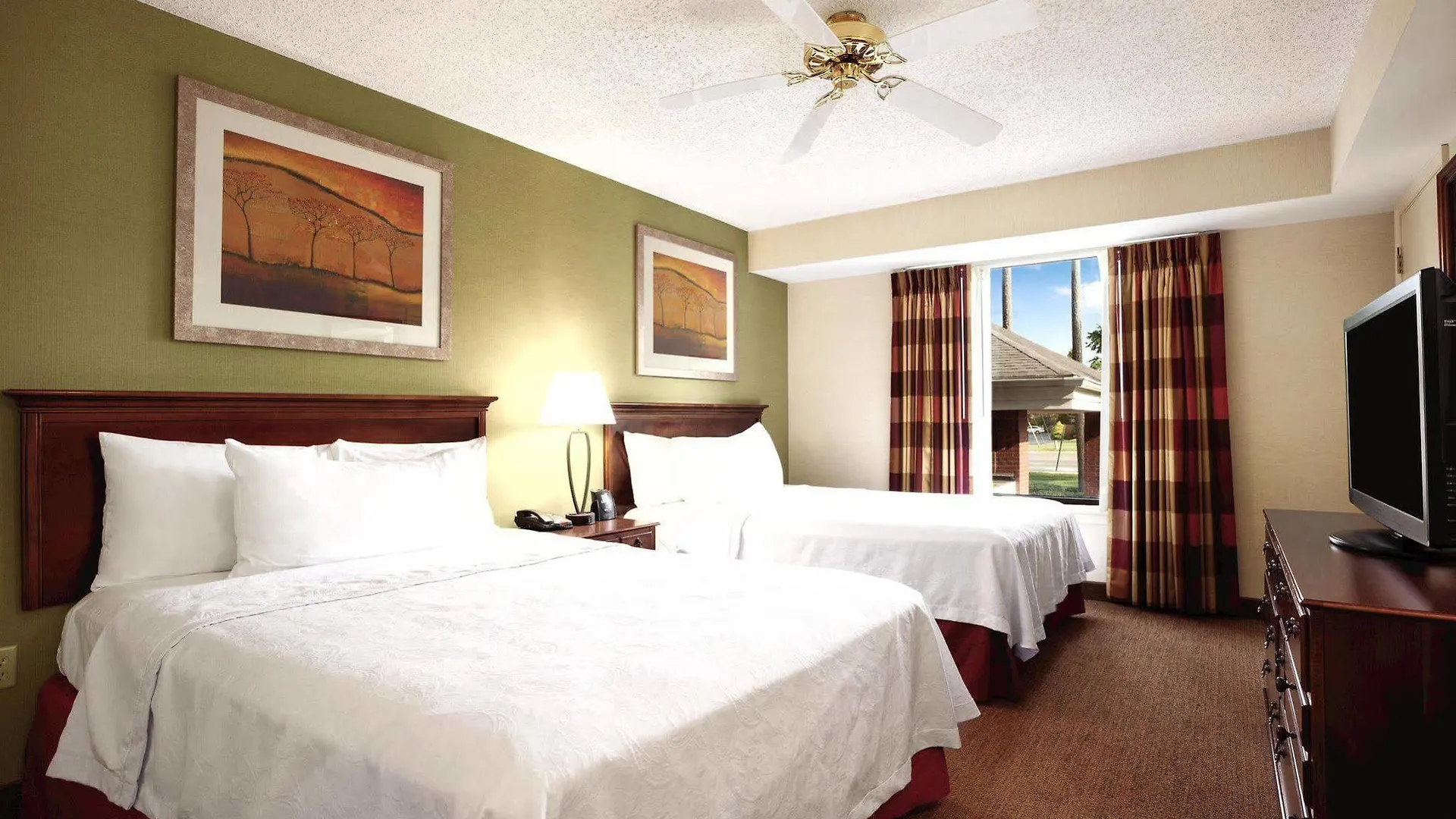 Homewood Suites Williamsburg Hotel
