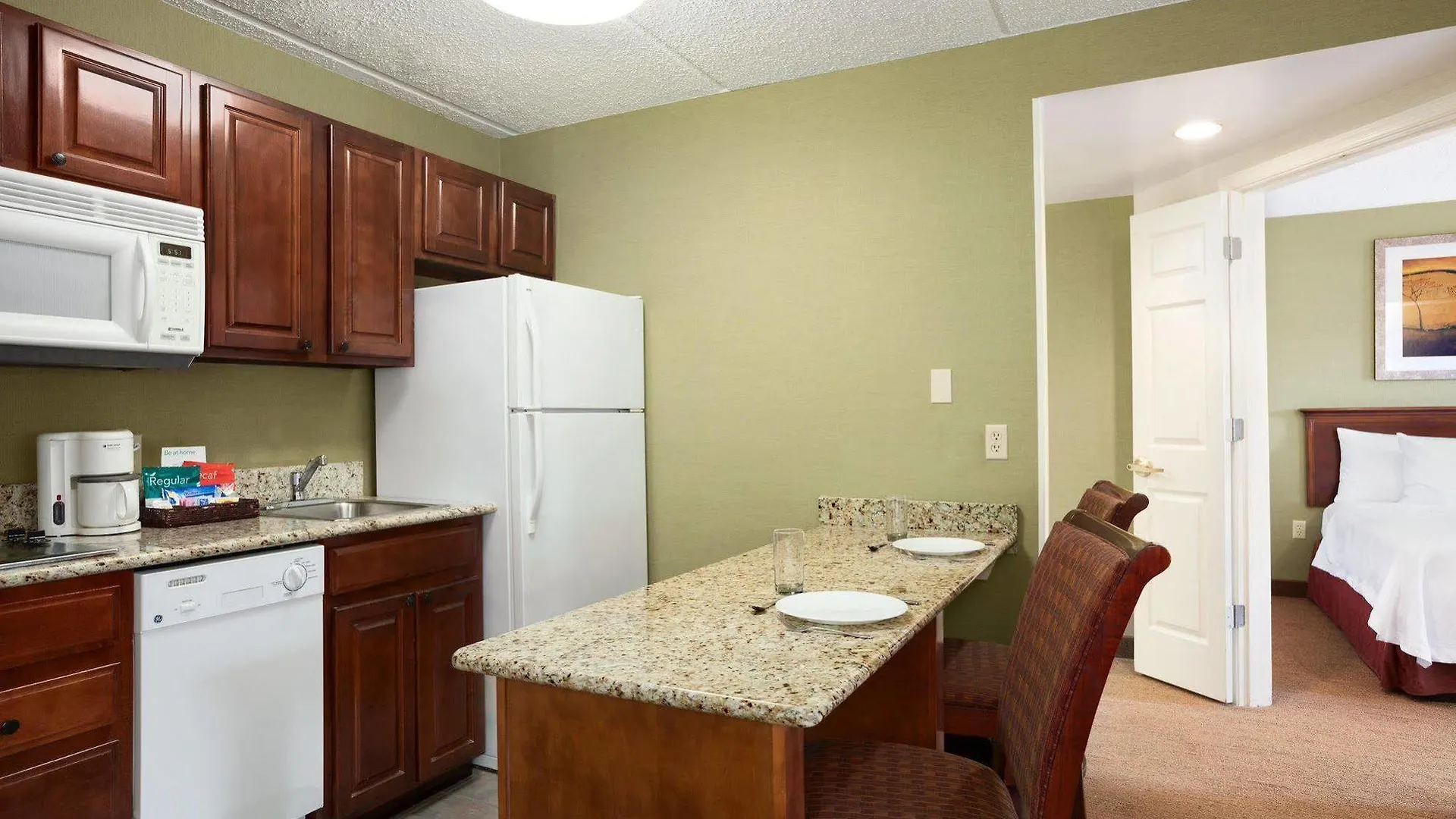 Homewood Suites Williamsburg 3*,